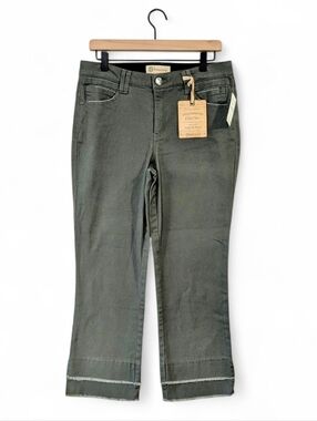 Democracy Ab Technology Jeans 10 Laurel Green Crop Flare Double Fringe Hem NWT